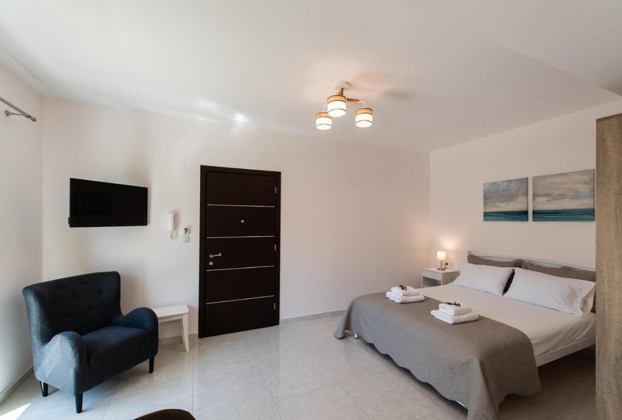 Bounatsa Studios & Apartments Нидри Экстерьер фото